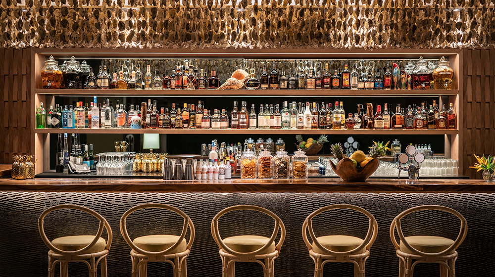 Shangri-La's Fijian Resort & Spa | Black Marlin Tropical Bar