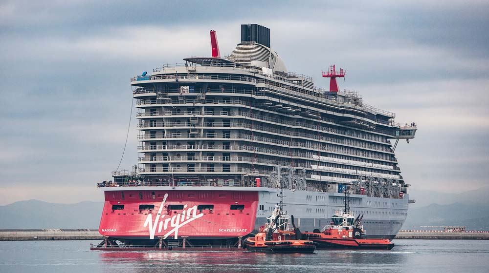Scarlet Lady float out