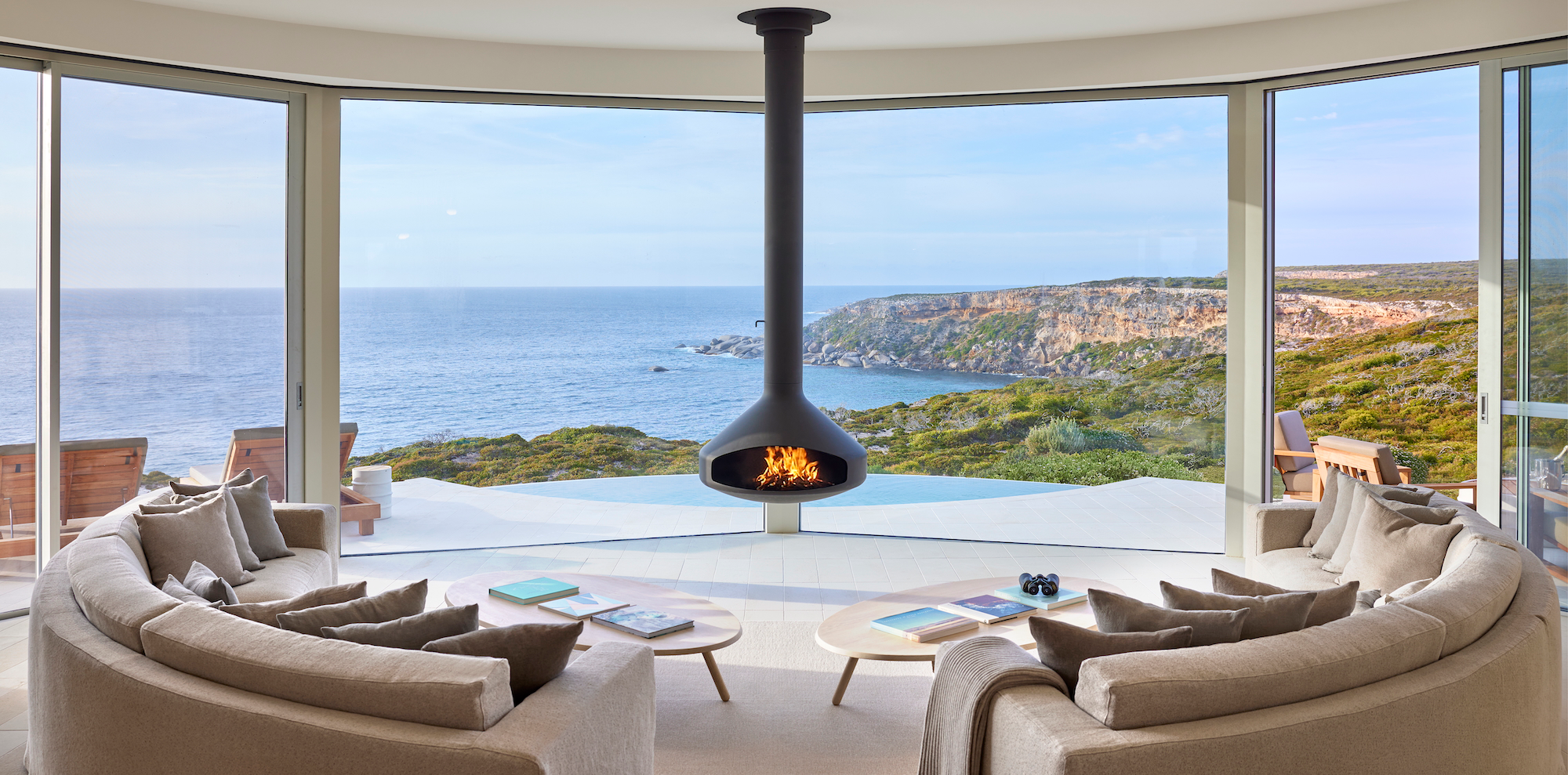 Southern Crossings UHNW