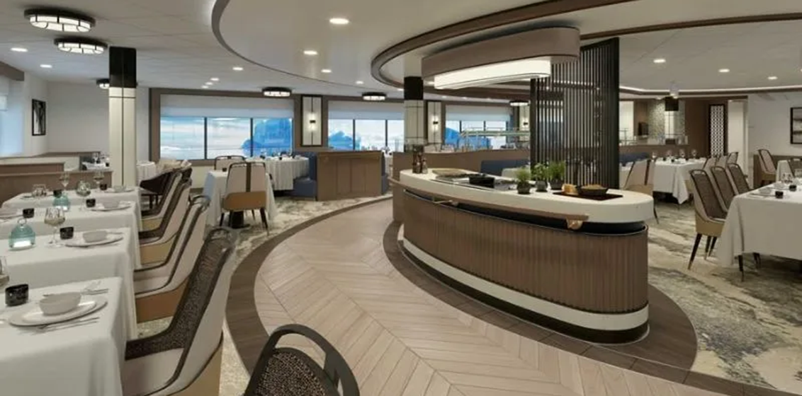 Magellan Discoverer interiors