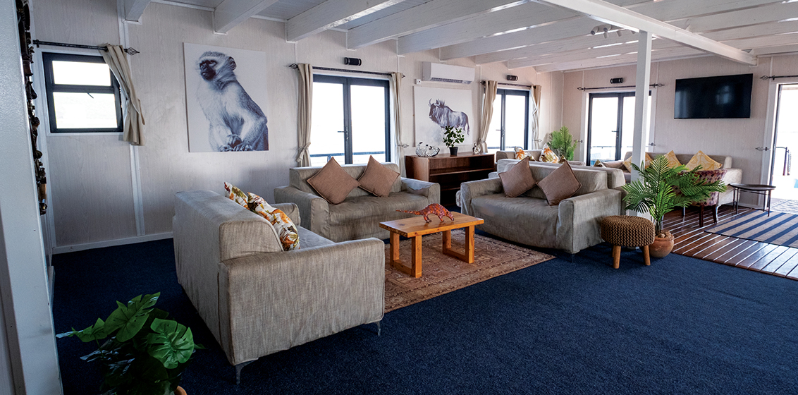 Zambezi Trader B Deck Lounge