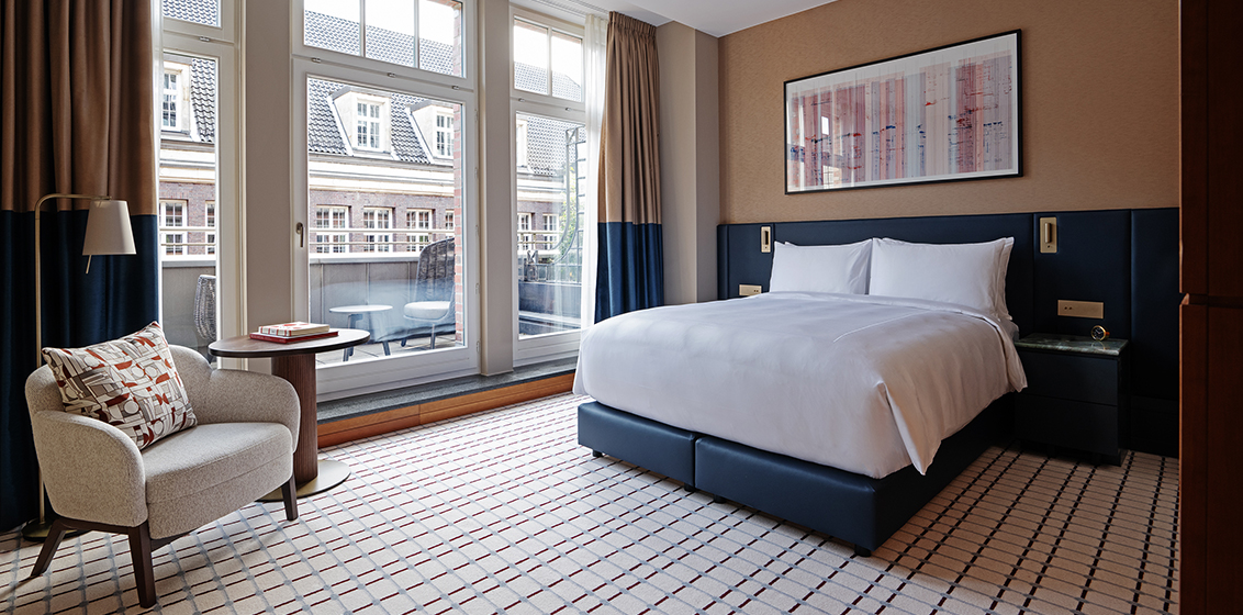 Conrad Hamburg Deluxe Balcony Room 