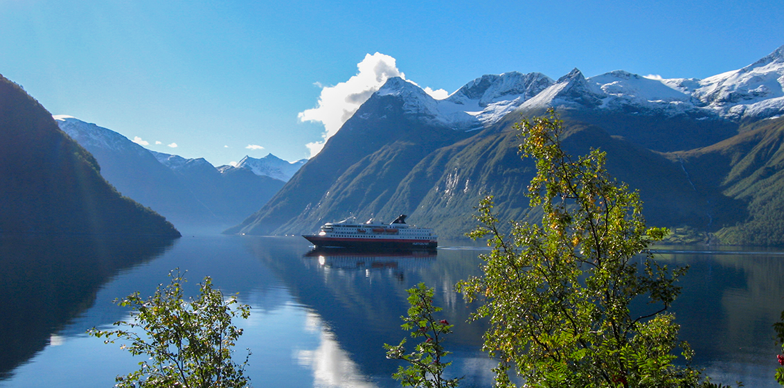 Hurtigruten season