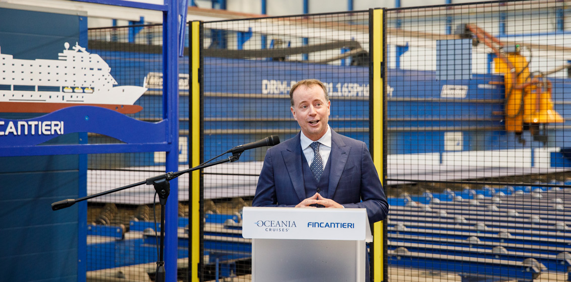 Oceania Insignia farewell