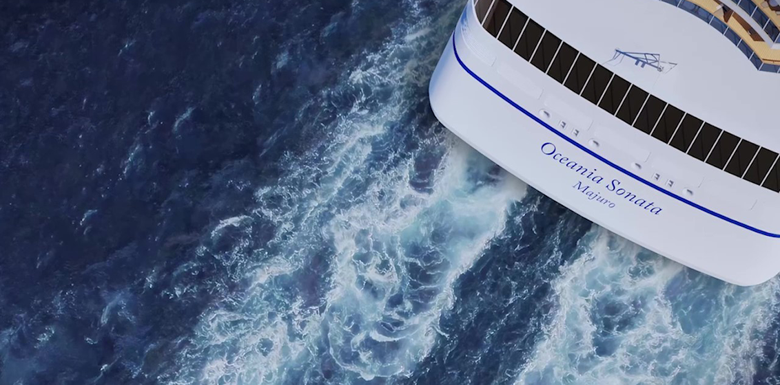 Oceania Sonata dining